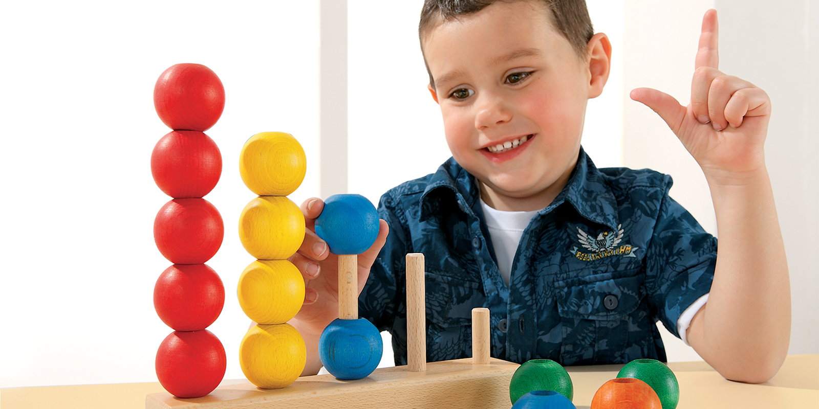 developper les competences mathematiques enfant en train de compter blog wesco