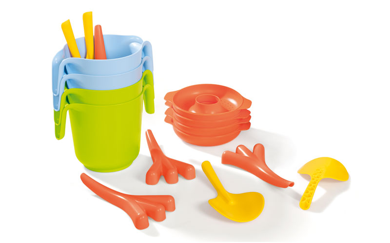 lot de jeux de sables pour enfants avec seaux, pelles, râteaux, tamis blog wesco